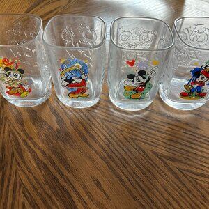 New McDonalds Disney World Celebration Glasses, Set of 4